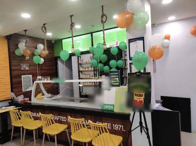 Ice Cream Parlor for Sale in Bangalore, India seeking INR 36 lakh