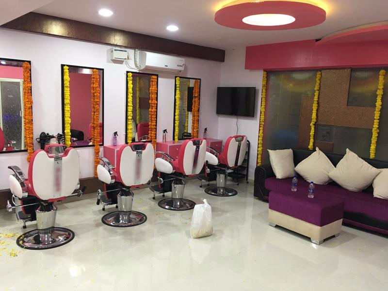 Beauty Salon for Sale in Hyderabad, India seeking INR 12 lakh