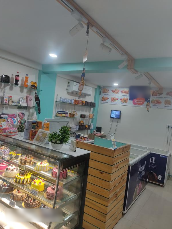 Newly Established Ice Cream Parlor for Sale in Nagpur, India seeking INR 14 lakh