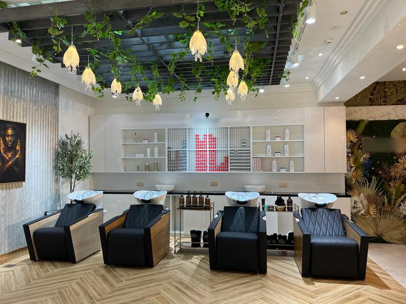 Beauty Salon for Sale in Abu Dhabi, United Arab Emirates seeking AED 2