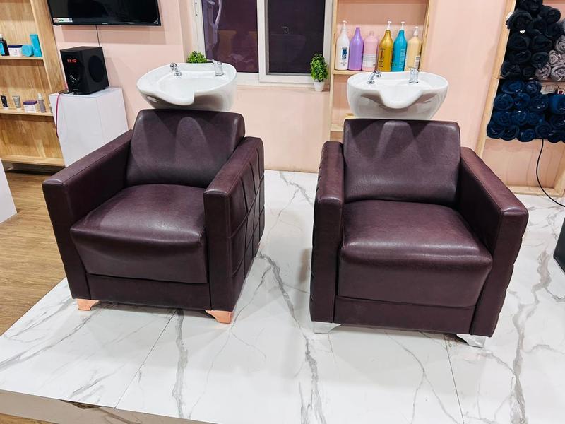 Nail Salon for Sale in Manikonda Jagir, India