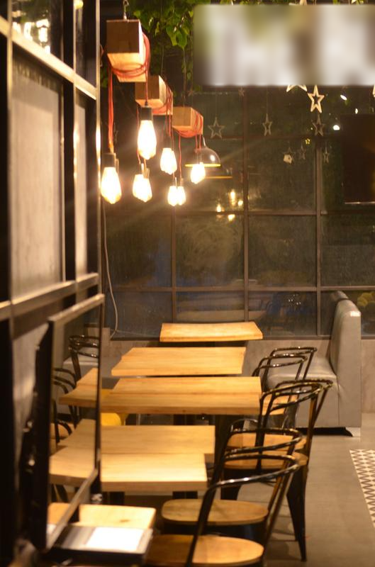 Cafe for Sale in Gurgaon, India