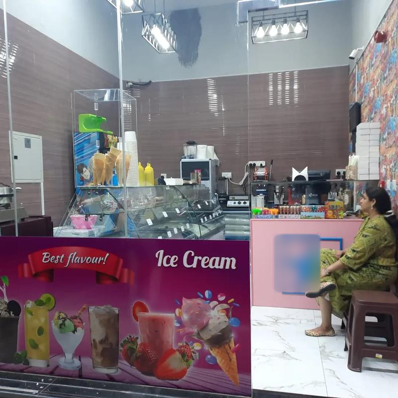 Newly Established Ice Cream Parlor for Sale in Sharjah, United Arab