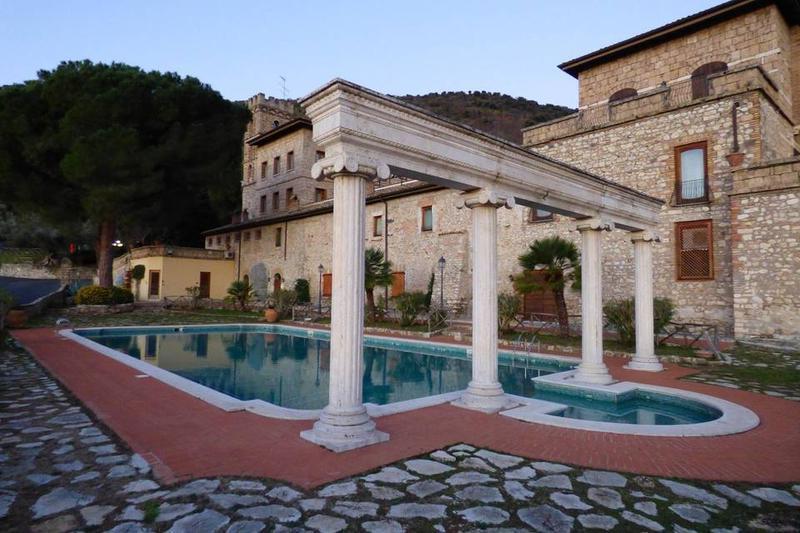Hotel for Sale in Tivoli, Italy