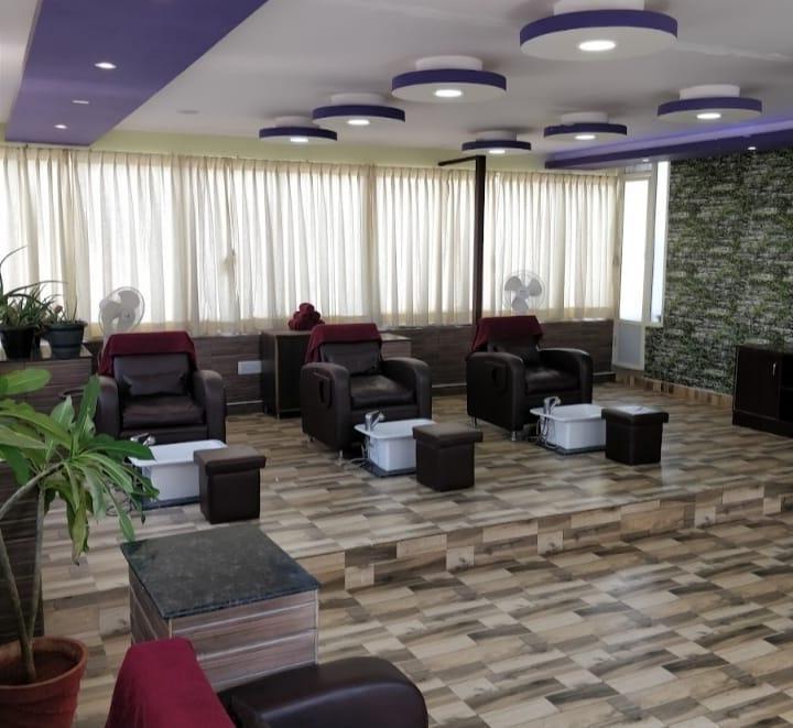 Beauty Salon for Sale in Bangalore, India