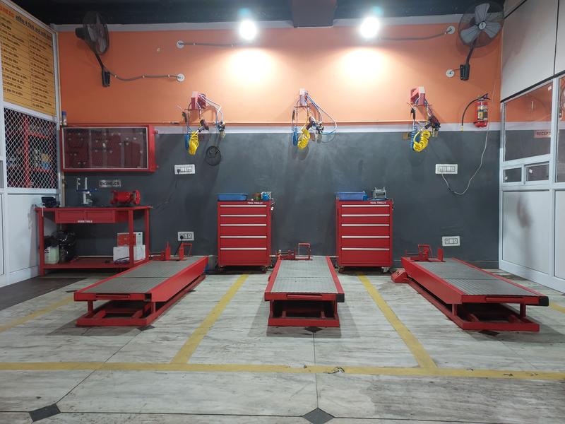 Profitable Auto Repair and Service Company Investment Opportunity in New Delhi, India