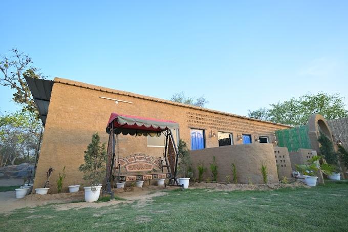Banquet Hall Seeking Loan in New Delhi, India