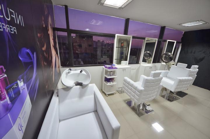 Unisex Salon and Spa for Sale in Bangalore, India