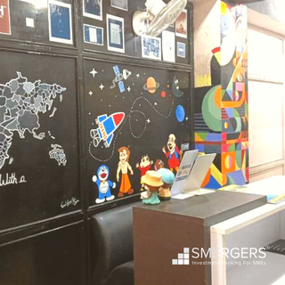 Edutech company which has 40 students and 7 lecturers looks to expand to online medium.
