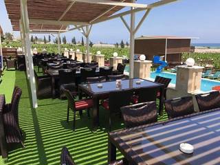 For Sale: Profitable restaurant with major goodwill that has a seating capacity of 800 people.