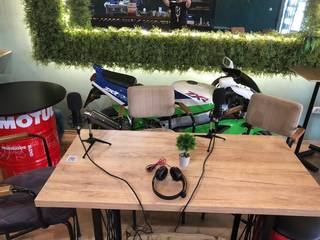 Established Balkan motorcycle retail/digital media business with marketplace infrastructure and studio equipment available for acquisition.