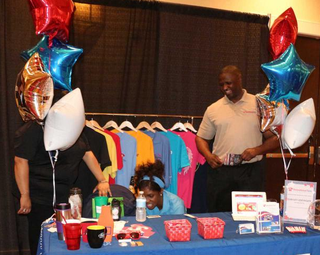 Customized promotional products seller through an online marketplace having 5 vendor tie ups.
