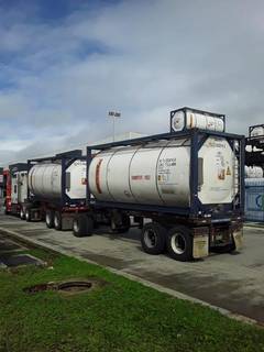 Container transport company in national territory, currently in operations and catering to 3 clients.