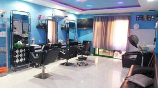 For Sale: Well-established ladies salon and spa running for 30 years having 10,000 customer database.