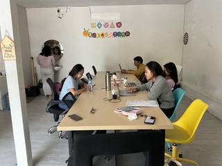 Onr of the first teacher agency in Bali, provide teacher to international school and homeschooling.