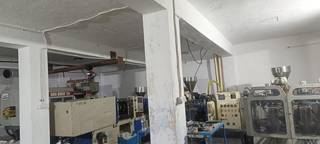 For sale: Plastic packaging manufacturing unit specializing in injection and blow molding, serving five clients.