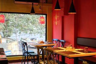 For Sale: Chennai based, centrally located, newly renovated restaurant with good ambience.