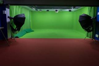 Bangalore-based video production company that also gives out their studios for rent, seeks investment.