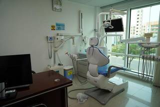 Acquire an 18-year premier dental clinic with polyclinic license, advanced dental resources, and class-A team.