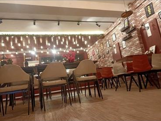 Established cafe and bakery business in Jalandhar with 40-50 seating and fulfilling 20-25 daily orders.