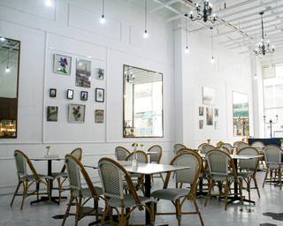 French cafe located in Puteri Harbour area selling the business assets.