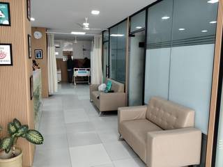 For sale: Multi-specialty medical clinic in Gurgaon with established patient base and revenue streams.