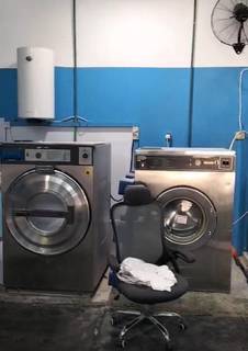 For sale: Laundry business with 50+ active clients and located in a prime area.