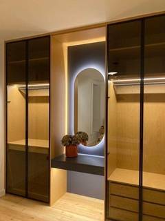 Luxury furnishing business specializing in closets and bedroom fit-outs with 100+ clients in 2.5 years.