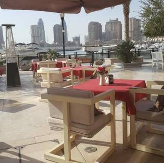 Established prime location Italian/Spanish restaurant with strong weekend traffic and online orders, offered for sale.