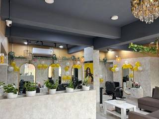 For Sale: Well-equipped unisex salon in Bangalore, with huge potential for growth.