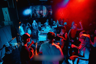 Darwin nightclub with viral food concepts and epic experiences attracting 1,000+ monthly loyal patrons.