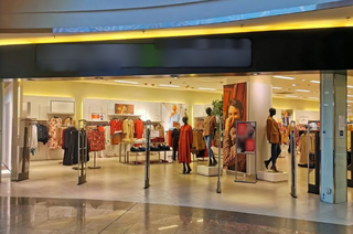 For Sale: Reputed mannequin factory with 600+ different models and a showroom in Moscow.
