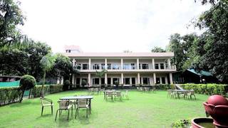 Hospitality business operating a hotel offering accommodation, dining, weddings, wellness, and group experiences seeks investment.