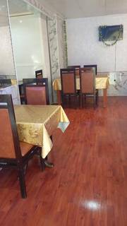 Acquire newly established turnkey restaurant serving diverse Chinese, Indian, and Nepali cuisines in prime location.