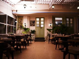 Award-winning modern Indian restaurant in Mumbai seeking investment for relocation and high-margin expansion.