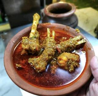 India’s unique Matka dining restaurant, high demand with strong online revenue and significant growth potential.