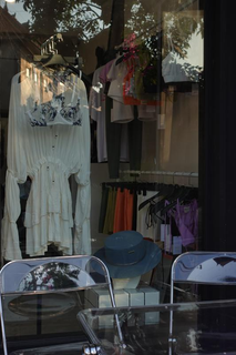 For sale: Established multi-brand clothing store in Canggu with proven revenue, customer base, streamlined daily-operations.