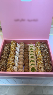 Moroccan sweets and wedding cakes online business seeks a business loan for expansion.