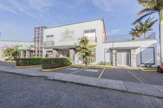 For Sale: Hotel with a nice restaurant, pool that receives 400 reservations per month.
