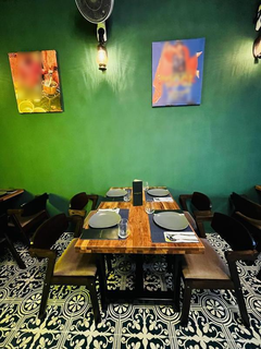 A cosy neighbourhood bistro serving authentic Indian cuisine with a modern twist.