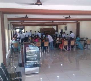 Vegetarian restaurant in Cuddalore, receiving more than 200 customers on a daily basis.