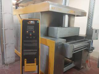 For Sale: Non-operational bakery product manufacturing business with all related automatic business equipment.