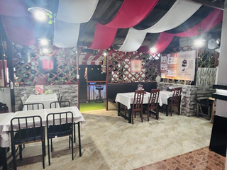 For Rent: Fully operational guesthouse and restaurant in Hua Hin featuring 4 rooms and amenities.