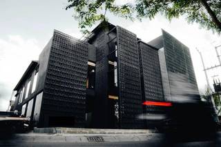 Operational boutique hotel in Berawa, Bali with strong occupancy and significant hospitality expansion potential.