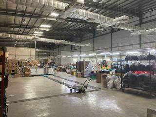 Injection plastic factory for luggage manufacturing located in Jeddah, supplies to local brands.