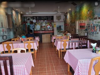 For Sale: French bistro restaurant for casual and authentic dining experience with 40 seats.