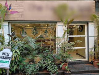 Beauty parlor and hammam center in Pune with 1,000- 1,200 repeat clients seeking investment.