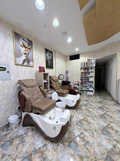 Business for sale: a fully fitted ladies salon with loyal clientele and steady revenue.