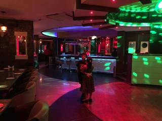 Veg & non-veg restaurant and bar in Faridabad, receiving more than 100 daily customers.