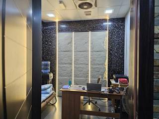 Tobacco retail business with a valid Tobacco & Electronic Cigarettes license, serving wholesale customers.